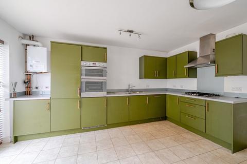 11 Grace Mews, Beckenham, BR3 1BF