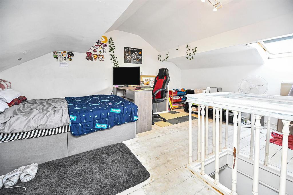 44 Wilkinson Street Loft Room (1).jpg