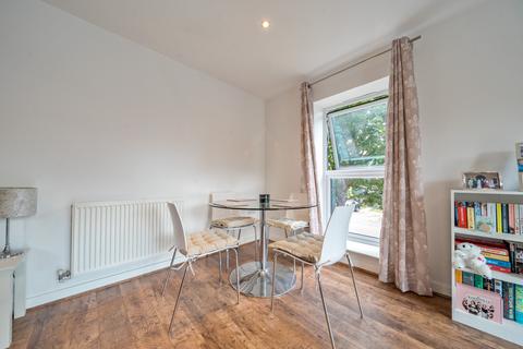 2 bedroom flat for sale, Ingre House, 37 Dunningford Close, Hornchurch, RM12