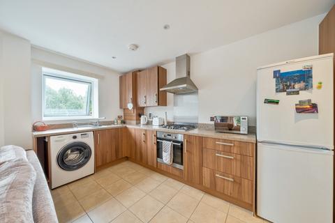 2 bedroom flat for sale, Ingre House, 37 Dunningford Close, Hornchurch, RM12