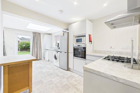 2 bedroom bungalow for sale, Cherrill Gardens, Bude, Cornwall