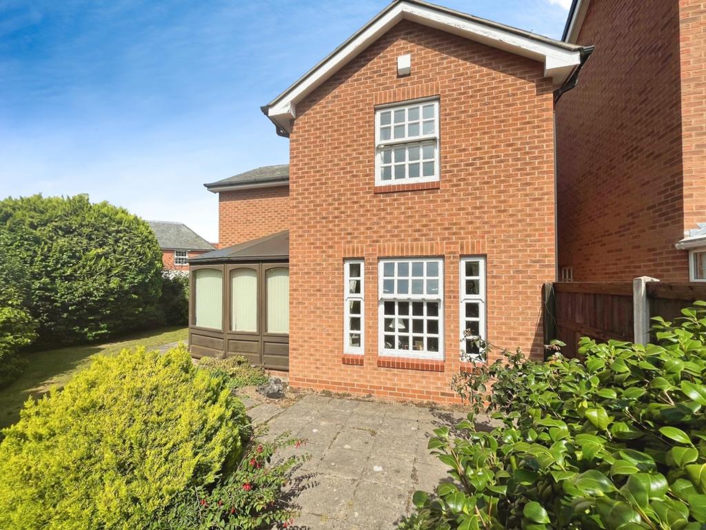Pbox-front of house-322841.jpg