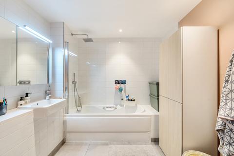 1 bedroom apartment for sale, Capitol Way, Colindale, NW9