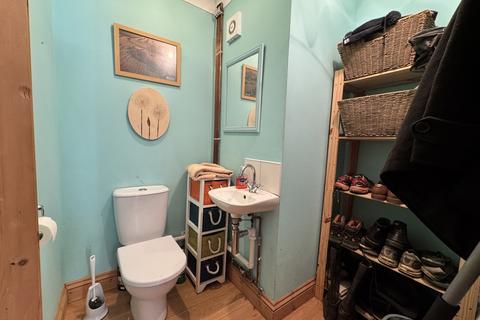 4 bedroom detached house for sale, Kings Road, Llandybie, Ammanford, Carmarthenshire.