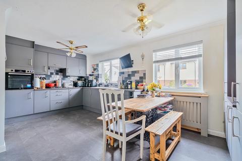 11 Campion Drive, Barnstaple, EX32 8RB