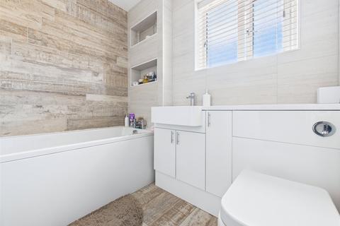 undefined, Morwent Close, Abbeymead, Gloucester, Gloucestershire, GL4