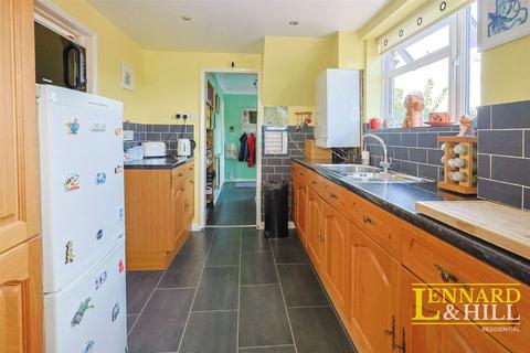 3 bedroom terraced house for sale, Stifford Clays Road, Grays RM16