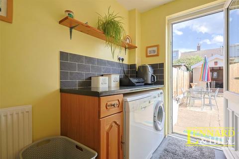 3 bedroom terraced house for sale, Stifford Clays Road, Grays RM16
