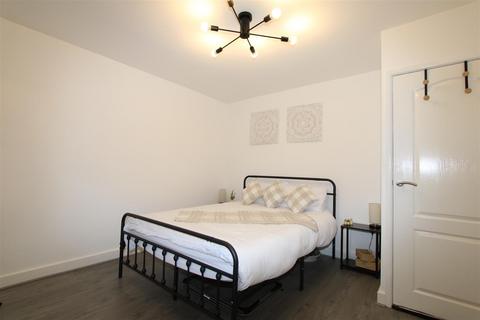 undefined, Shuttleworth Lane, Bradford
