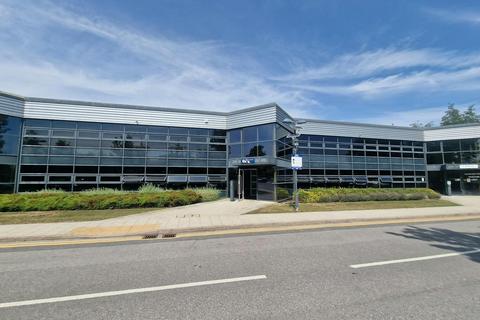 Warehouse to rent, Edison Rd Basingstoke RG21 6YH
