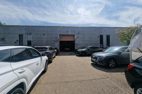 Warehouse to rent, Edison Rd Basingstoke RG21 6YH