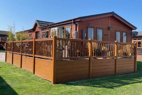 undefined, Two Bed Kingston Carisbrook (42x20) Homestead Lake Country Park, Weeley CO16