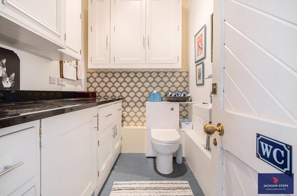 Utility/Cloakroom