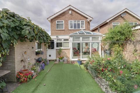 3 bedroom detached house for sale, Green Chase, Eckington, Sheffield, S21