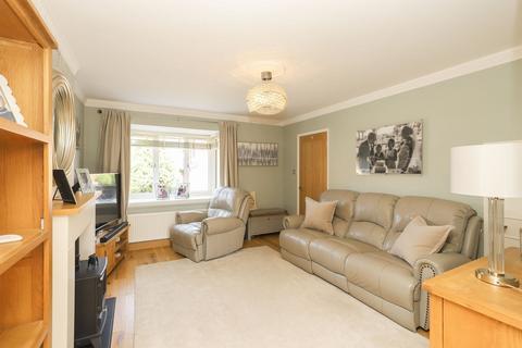 34 Brampton Meadows, Thurcroft, Rotherham, S66 9ND