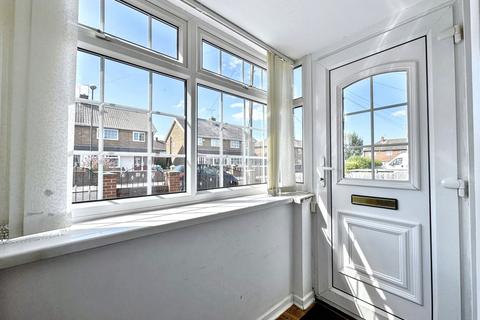 3 bedroom semi-detached house for sale, Lindisfarne Road, Hebburn, Tyne and Wear, NE31 2HU