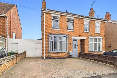 7 Gladstone Road, Gloucester, GL1 5HN
