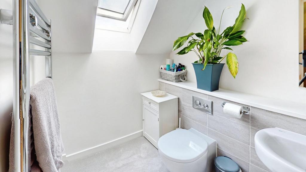4f35da84-Broadstones-Bathroom.jpg