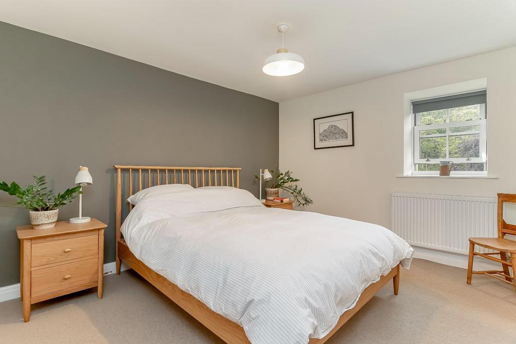Master Bedroom - A.jpg