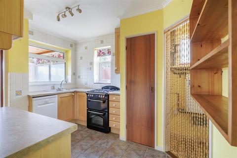 103 Bedingfield Crescent, Halesworth, IP19 8ED