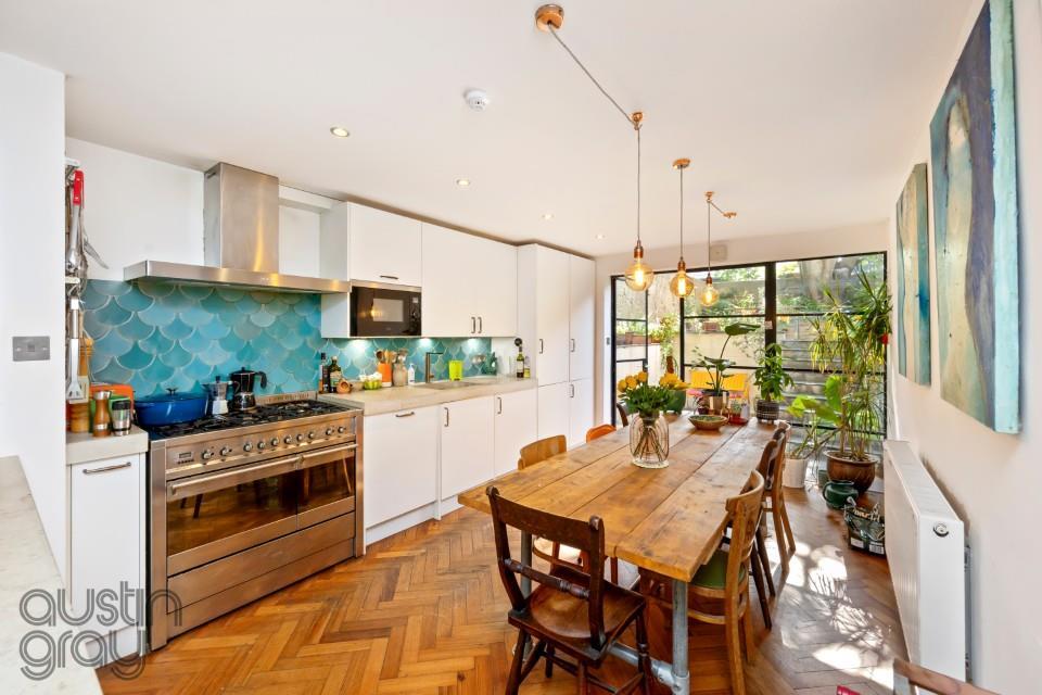 Seafield Road, 6 Garden Flat-012 (Custom).JPG