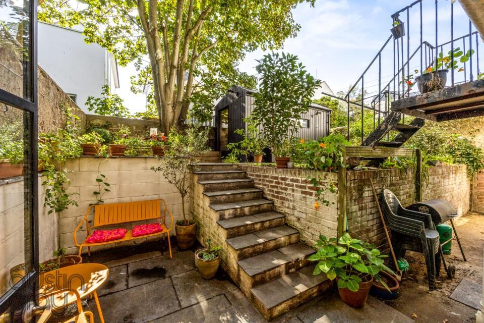 Seafield Road, 6 Garden Flat-014 (Custom).JPG