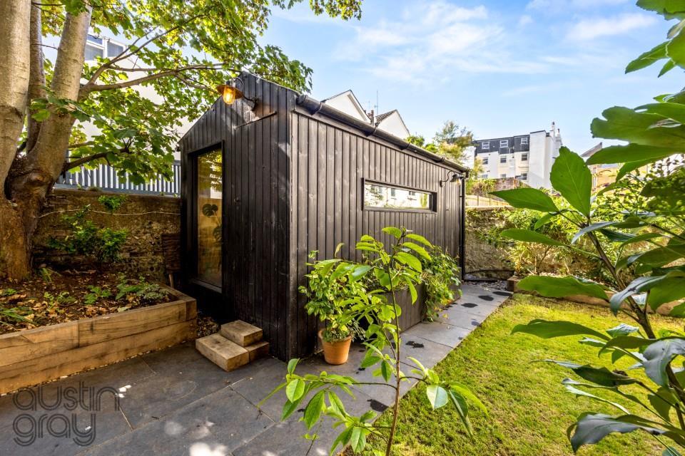 Seafield Road, 6 Garden Flat-015 (Custom).JPG