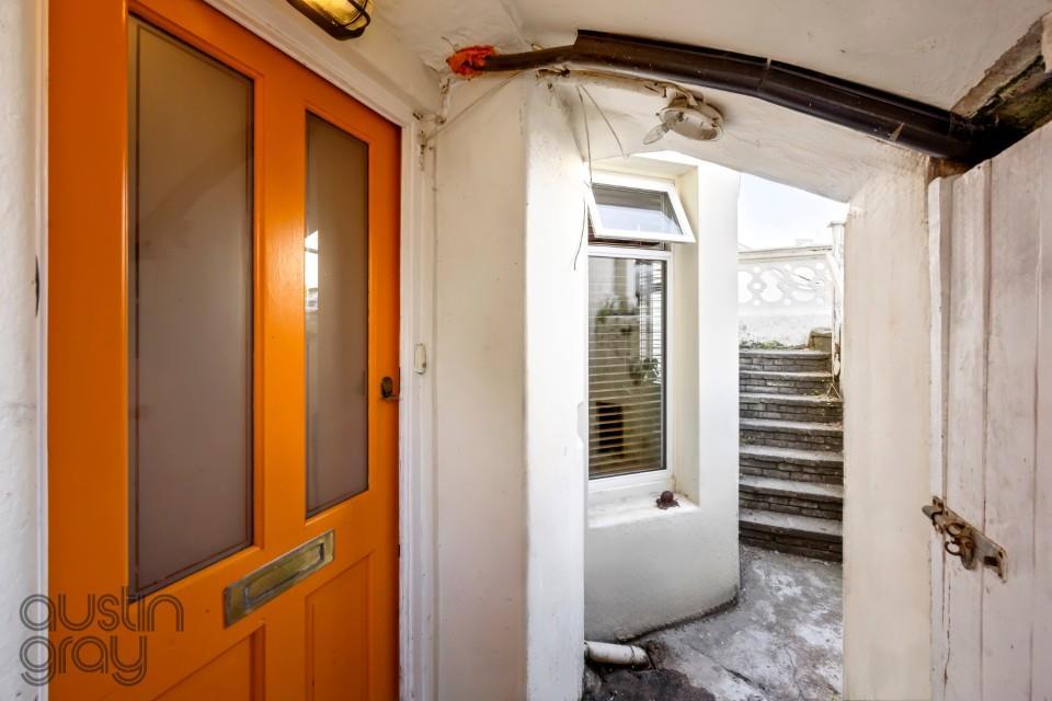 Seafield Road, 6 Garden Flat-018 2 (Custom).JPG