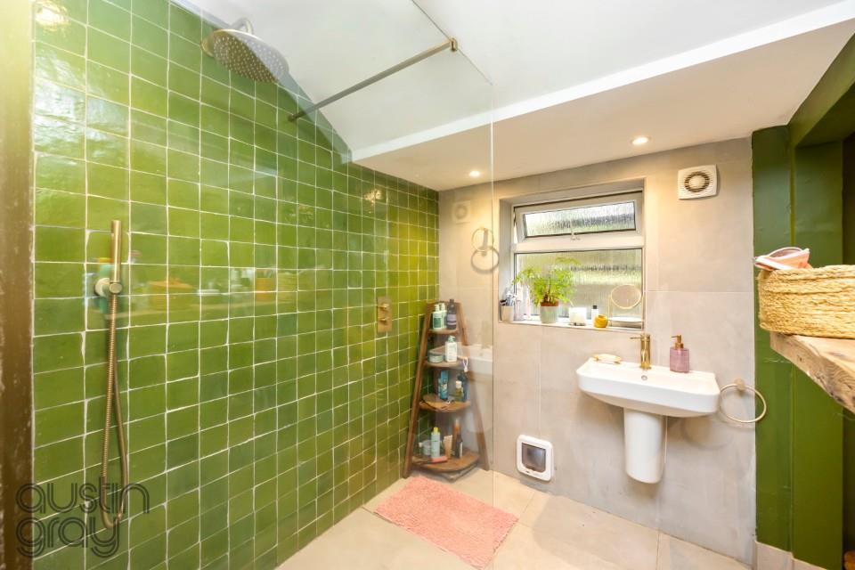 Seafield Road, 6 Garden Flat-005 2 (Custom).JPG