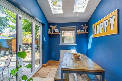 4 bedroom detached house for sale, Leeds LS8