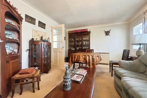 2 bedroom bungalow for sale, Greenlydd Close, Niton, Ventnor