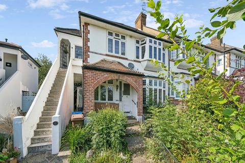 1 Lismore, London, SW19 7AZ