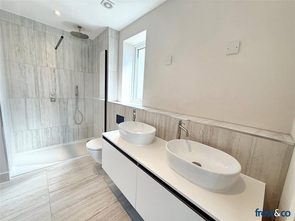 Ensuite