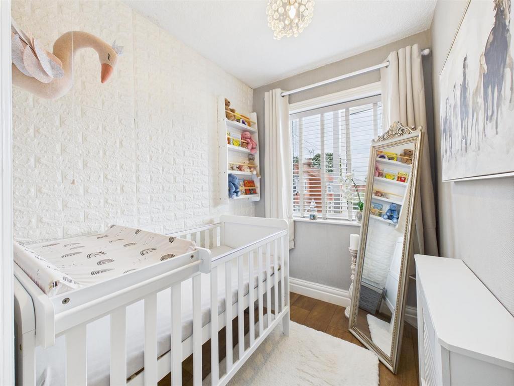 Bedroom: