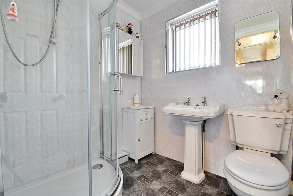 Shower Room 1.jpg