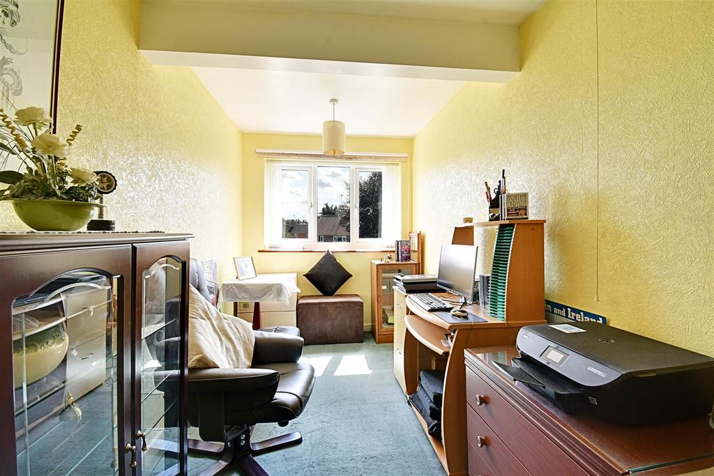 Bedroom 2 1.jpg