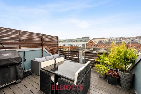3 bedroom townhouse for sale, Vine Street, Brighton