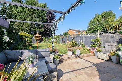 undefined, Chesterfield Close, Nortfield
