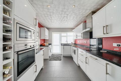 4 Barnstaple Road, Ruislip, HA4 0UP