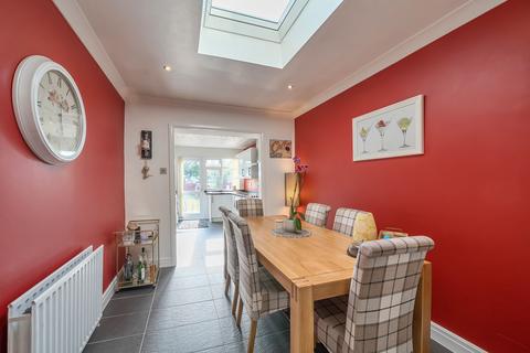 4 Barnstaple Road, Ruislip, HA4 0UP