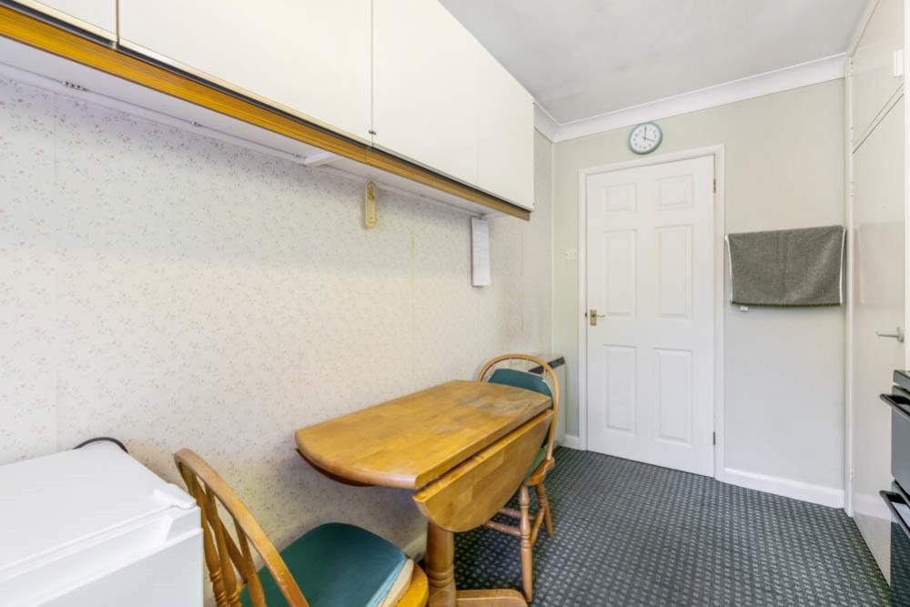 25 Bow Gate (Gosberton)-14
