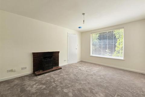 3 bedroom detached bungalow to rent, Ashford Bank, Claverley, Wolverhampton