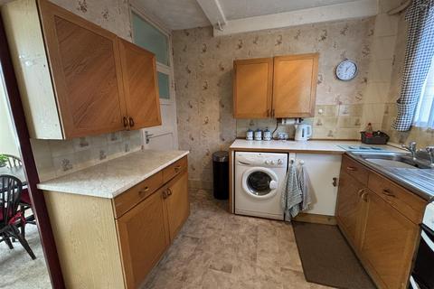 3 bedroom townhouse for sale, Coates Avenue, New Parks, Leicester
