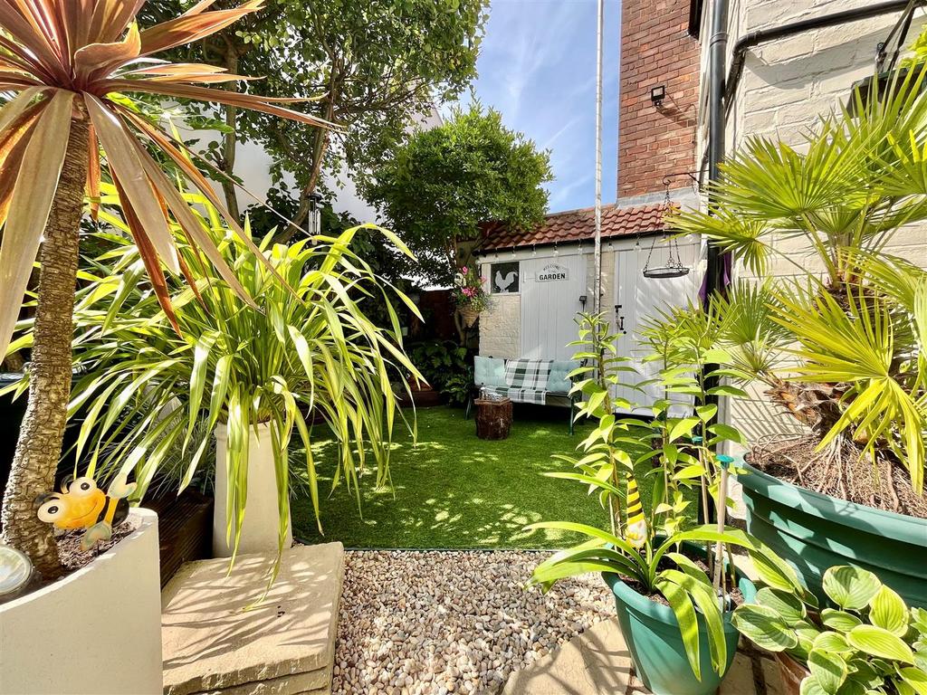 Garden - image two.jpg