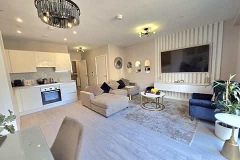 2 bedroom flat to rent, 2-Bed Duplex  Parking  Students Welcome