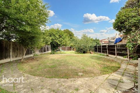 undefined, Westrow Gardens, Ilford
