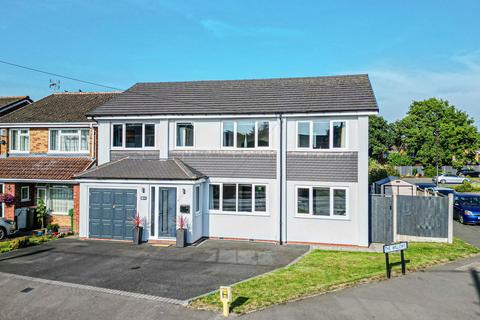 undefined, Paddocks Road, Hollywood