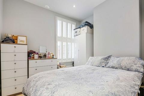 1 bedroom flat for sale, Thorndean Street, London SW18