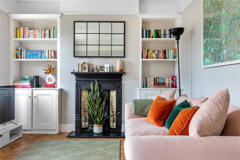 2 bedroom apartment for sale, Avenell Road, London, N5