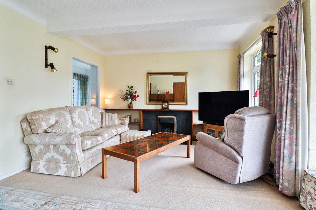 Lounge II